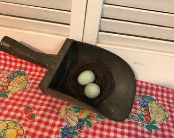 Tin Grain Scoop, 11 1/2" long, Gray Metal