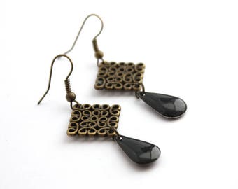 Small square of bronze with dark grey earrings