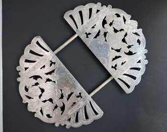 Wallace Expandable Silver Plate Trivet | Vintage Dining Footed Hot Plate | 1960's Serving Coaster | Pot Holder | GreenTreeBoutique