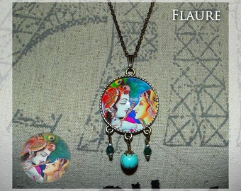 A pendant necklace "love couple Hindu"