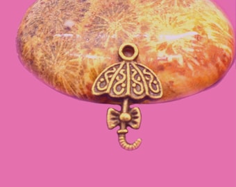 10 parasol or umbrella 19x13mm bronze
