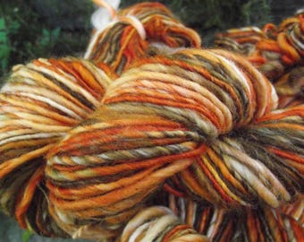 Handspun yarn, handpainted Merino wool yarn, thick and thin, AUNT DOT