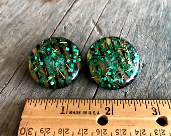 Vintage Lucite Confetti Clip Earrings | Green and Black Lucite Confetti Clip Earrings 1960s