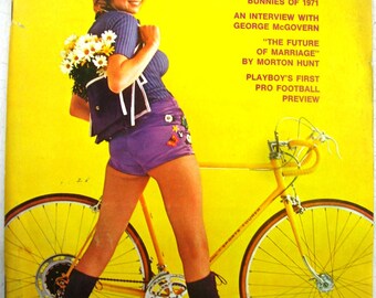 PLAYBOY August 1971 looks near mint FREE SHIPPING