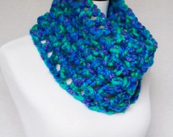 SALE! Blue, Green and Purple Super Chunky Mesh Cowl, Crochet Short Infinity Scarf, Neck Warmer