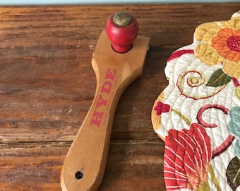 Large Brown Wood Paint Scraper, Speedster Scraper, Hyde No. 83, Mixed Media, Old Tools, Retro Artist Supplies, Wooden Vintage Paint Scraper
