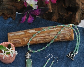 Green aventurine necklace earring set; green stone necklace; wire wrapped stone; green beaded necklace; green bead earrings