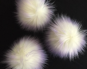 Lavender Faux Fur Pompom / Purple Fur Pom Pom / Fake Fur Pompom / Toque Topper / Keychain Pom Pom
