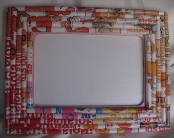 Picture frame, multicolor, upcycled paper rolls, unique gift for any occasion
