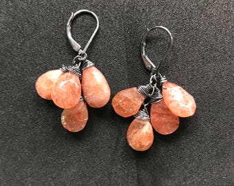 Sunstone on oxidized sterling silver- dangle earrings