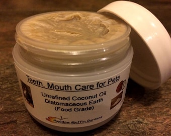 Pet Friendly Toothpaste, Freshen Breath, Natural Dog and Cat Mouth Care, Coconut Oil, Diatomaceous Earth