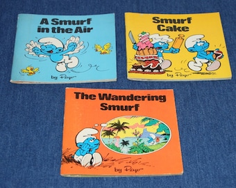 Set of 3 vintage SMURFS books by Peyo in great condition!