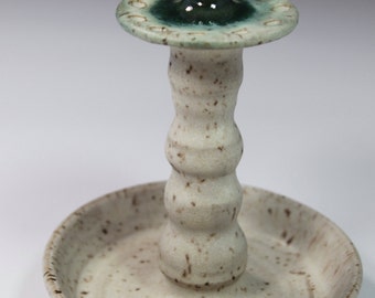 Jewelry tower, earring bowl in Matt Cream and Green Ready to