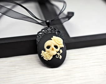 Black Skull Necklace, Black Cameo Necklace, Cameo Necklace, Black Necklace, Gothic Necklace, Cameo Jewelry, Gothic Jewelry, Skull Cameo