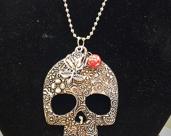 Sugar Skull and Rosebud Necklace