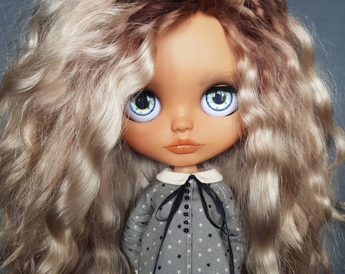 Blythe doll Leya
