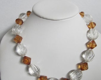 ON SALE Molded Plastic Station Necklace K #745
