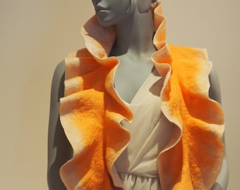 Curly Australian merino wool scarf