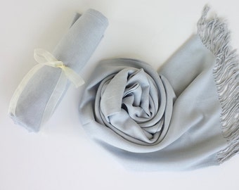 SILVER GRAY ( Light Gray ) Pashminas. Bridesmaid Silver Gray Shawl. Pashmina Scarf. Wedding Favor