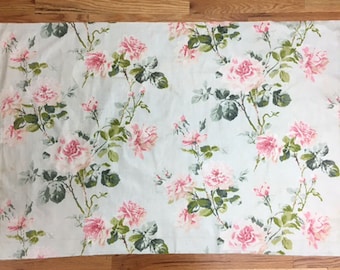 Vintage 1930's Cotton French Floral Fabric (2029)