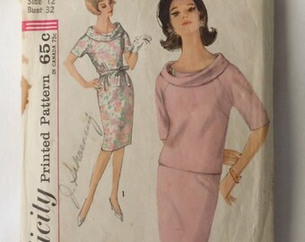 Ladies Simplicity top and skirt pattern