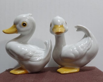Homco Two White Ducks # 1414