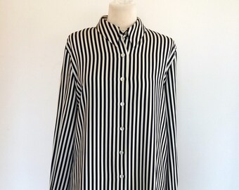 Liz Claiborne Womens Black & White Striped Shirt, Non-Iron, Button Down Shirt