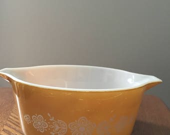Vintage 1970's Pyrex 441 Woodland Cinderella 1 1/2 pint (750 ML) nesting bowl
