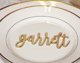 Lugar tarjetas de madera lugar evento lugar decoración corte mesa nombres signos de boda personalizados de boda Navidad Etiquetas nombres personalizados de madera