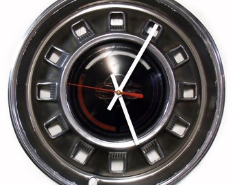 1967 Chevrolet Impala SS Hubcap Wall Clock - Retro Chevy Super Sport Car Hub Cap