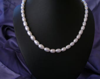 Classic cream freshwater pearl necklace