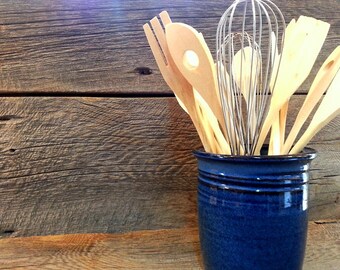 Utensil holder – Pottery utensil pot, Utensil crock, Ceramic, Stoneware, Handmade, Wheel thrown