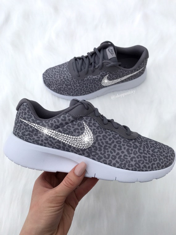 nike tanjun print grade school girls' athletic shoes nz nike tanjun print grade school girls' athletic shoes nz