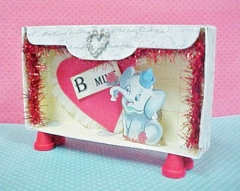 Mini Valentine Diorama - Circus Theme
