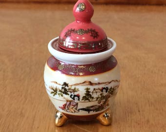 Del Prado Porcelain Pill Box Trinket Box - Asian Scene - EP 9 - Roung Box Shape - From Spain