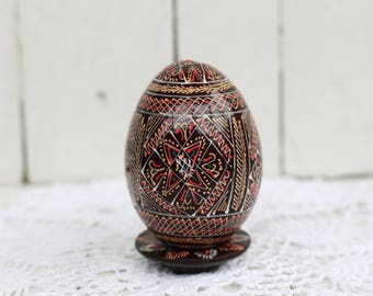 Large Vintage Easter Egg Old Easter Egg plate Ukraine Folk Art Egg handpainted Easter ornament Folk art egg Easter gift Pysanka wood egg
