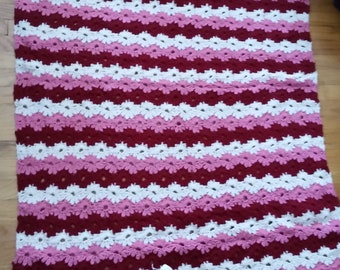 Hand crocheted daisy chain Afghan