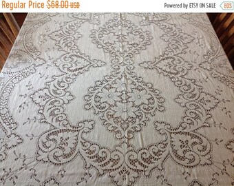 Spring Sale Vintage Ivory Lace Tablecloth Vintage Lace Table Cloth Quaker Lace Table Cloth