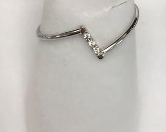 14k white gold stackable ring