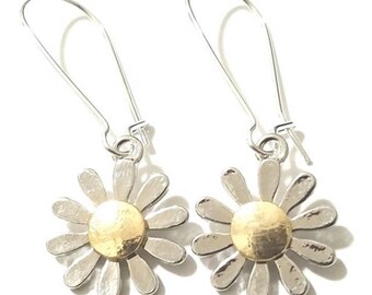 Daisy Flower Earrings with Kidney Earwire-Unique Earrings- Floral Earrings