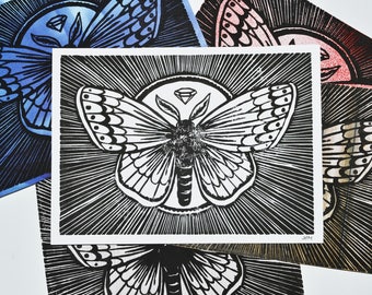Papillon de nuit imprimé à la main