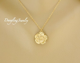 GOLD Magnolia Necklace, Flower Necklace, Mother Jewelry, Mother Necklace, Wedding Jewelry, Bridesmaid Necklace, Christmas Gift for Her