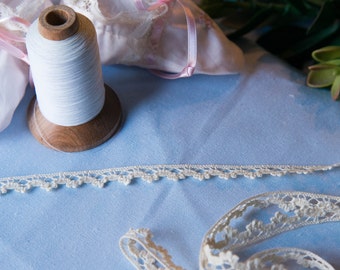 Spanish Lace Edging (LSP38INS013)