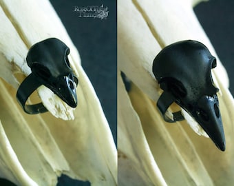 Crow skull ring. Black skull jewelry. Crow ring. Pagan jewelry. Pagan ring. Wicca ring. Wicca jewelry. Goth ring. Goth jewelry. Gothic ring
