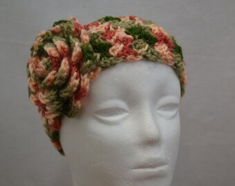 Crochet earwarmer with crochet flower