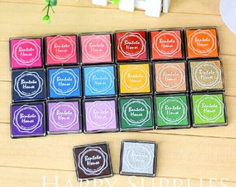Set of 20 Colors Rubber stamp Ink pad for DIY scrapbook, fabric, wood, paper working (S03)