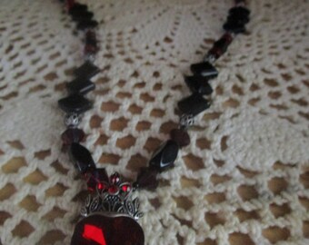 Crowned Heart Renaissance Necklace is Blazing with Class!