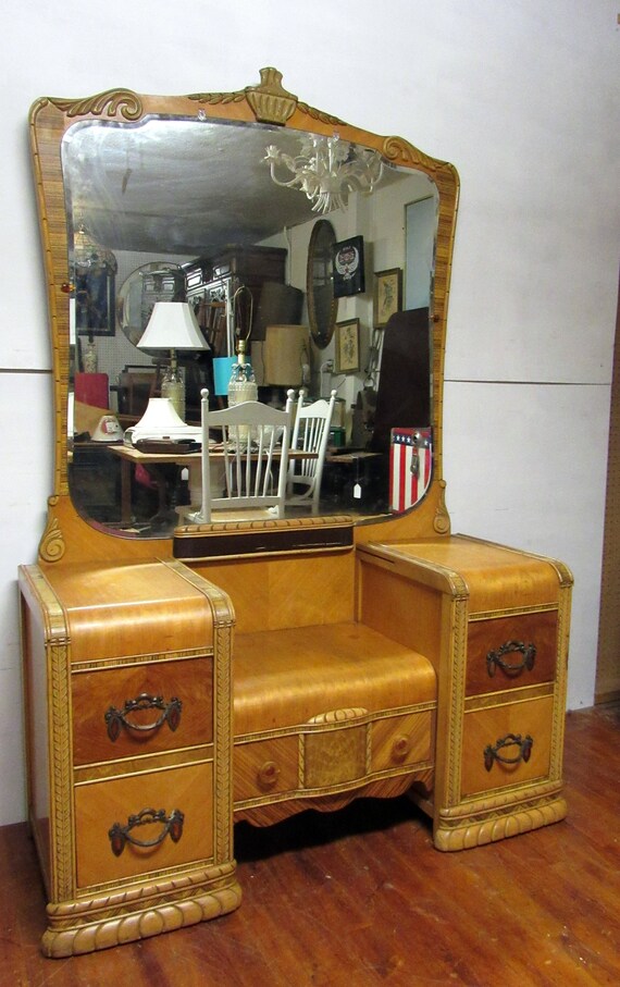 Art Deco Vanity Waterfall style