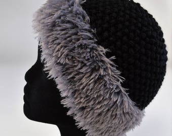Black Hat and hand knitted flannel