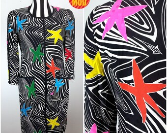 Psychedelic 80s 90s Black White Op Art Swirl with Bright Stars, Silky Lightweight Shift Dress by David Hayes for Neiman Marcus
